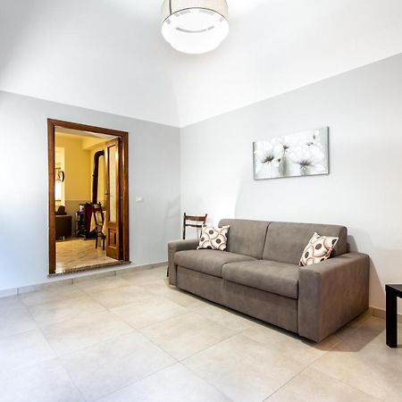Etna Sunshine Apartments 린구아로싸 외부 사진