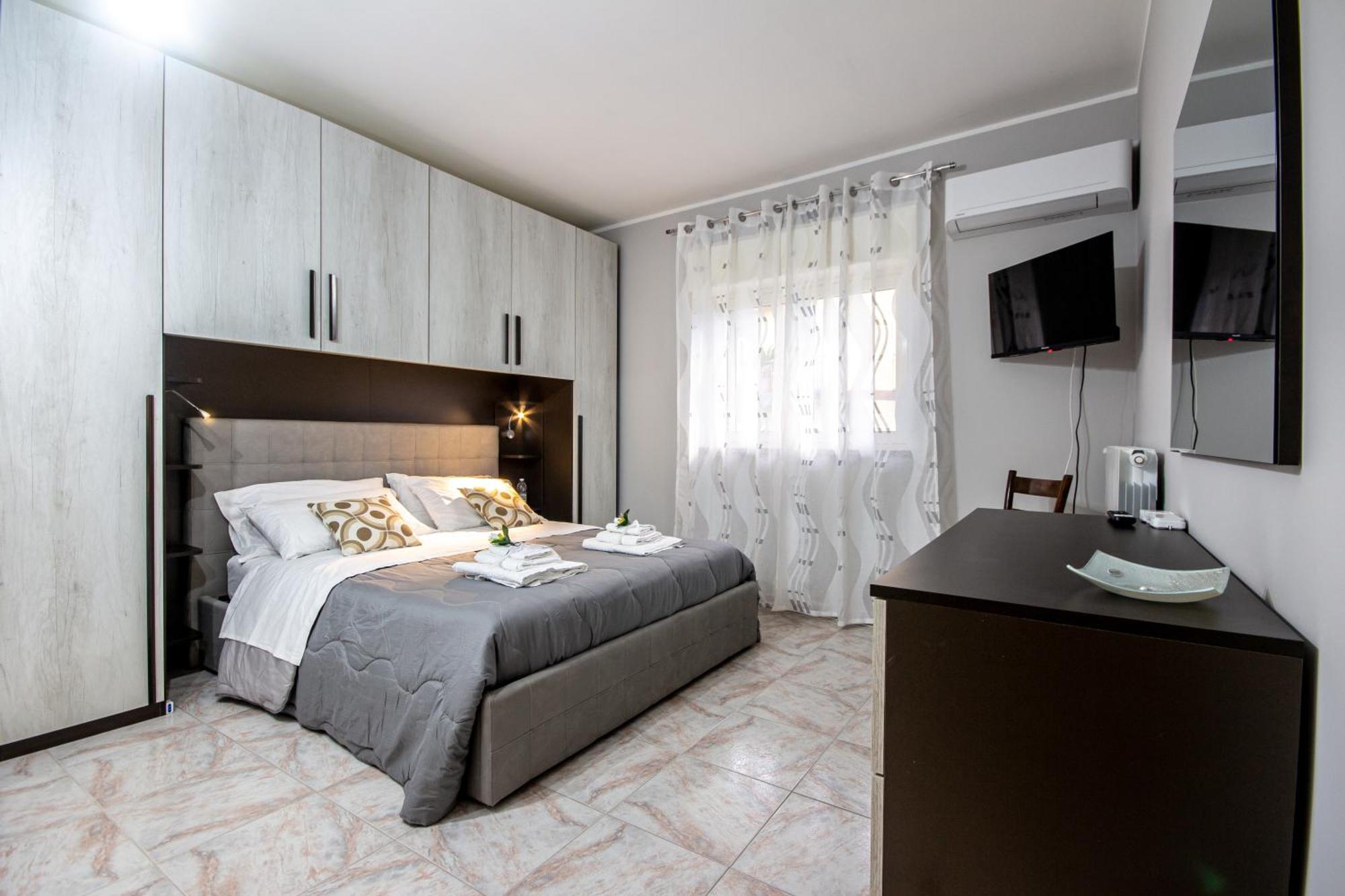 Etna Sunshine Apartments 린구아로싸 외부 사진