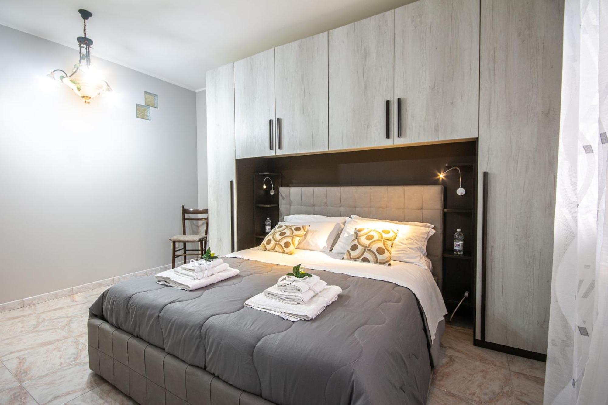 Etna Sunshine Apartments 린구아로싸 외부 사진