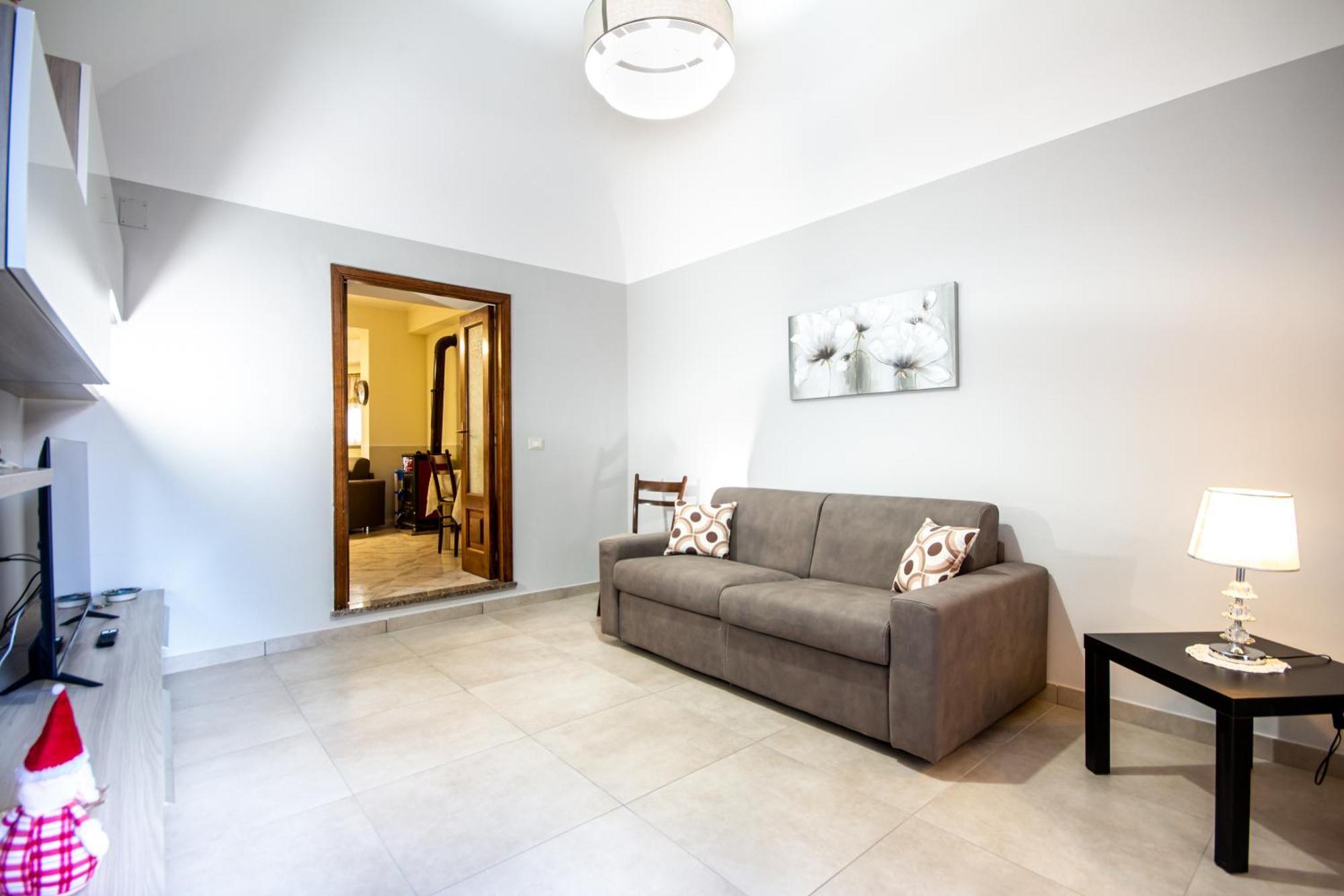 Etna Sunshine Apartments 린구아로싸 외부 사진